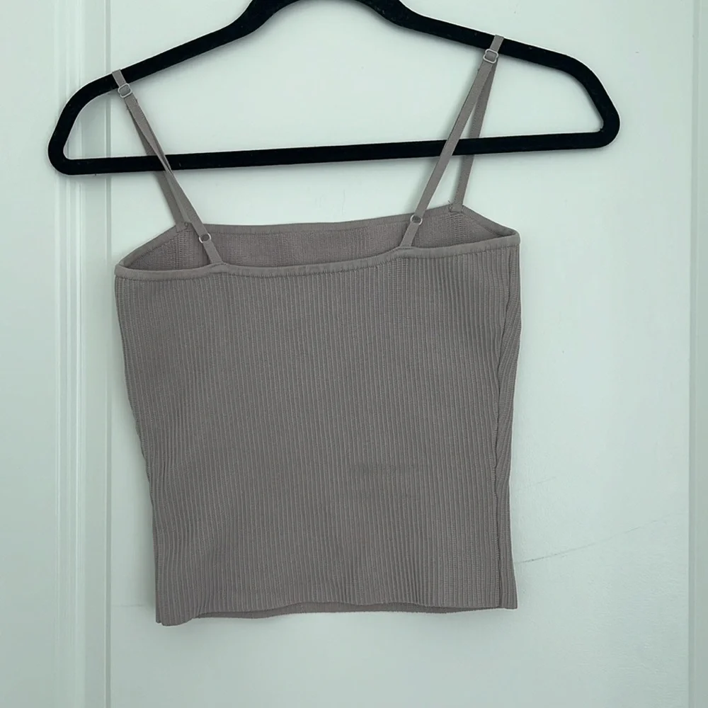 Aritzia Babaton Alaska Sculpt Knit Tank - Picture 7 of 8